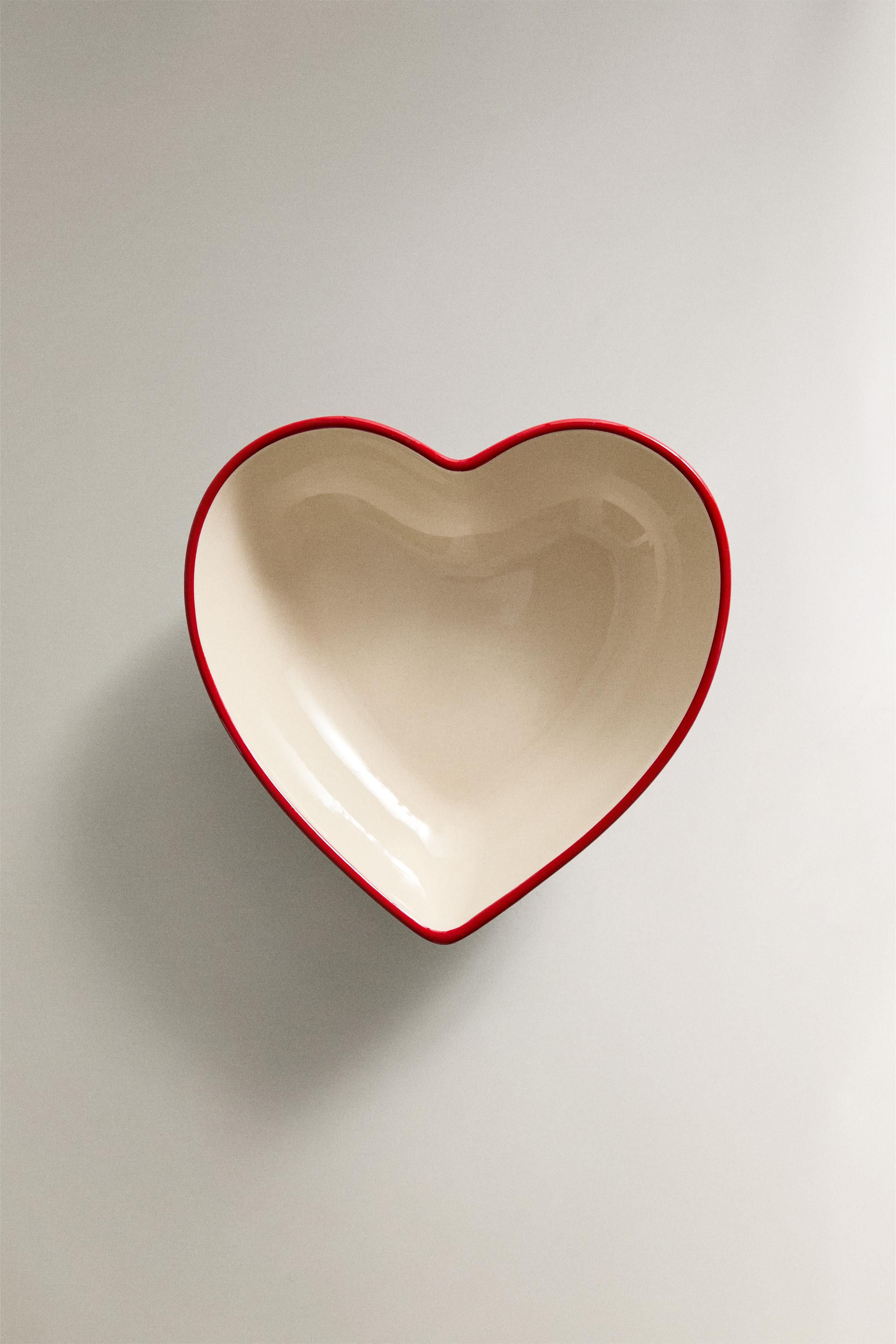 CHRISTMAS HEART STONEWARE BOWL